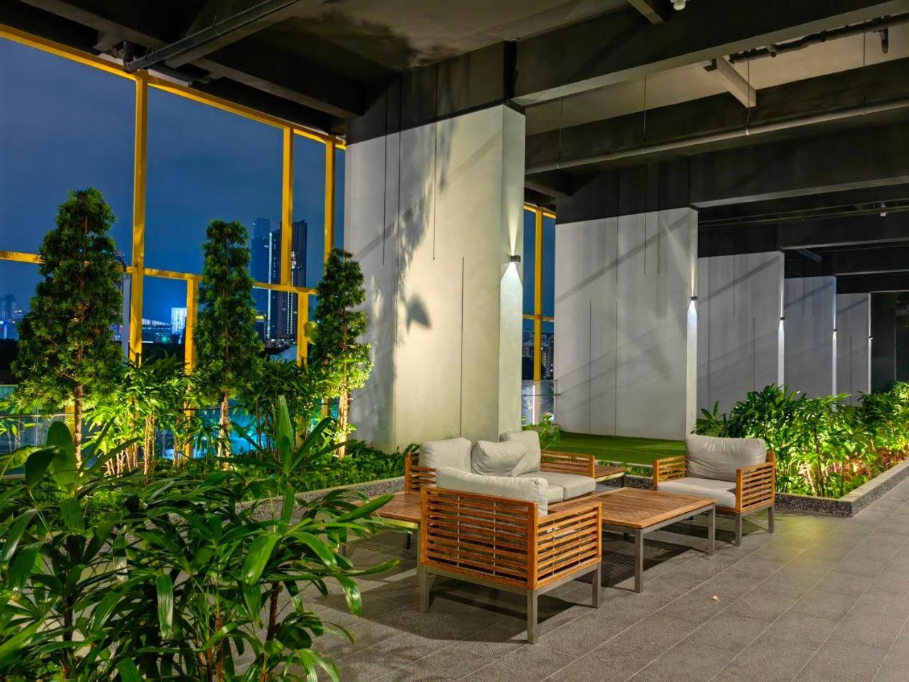 Astra At Opus Residences Куала-Лумпур Экстерьер фото