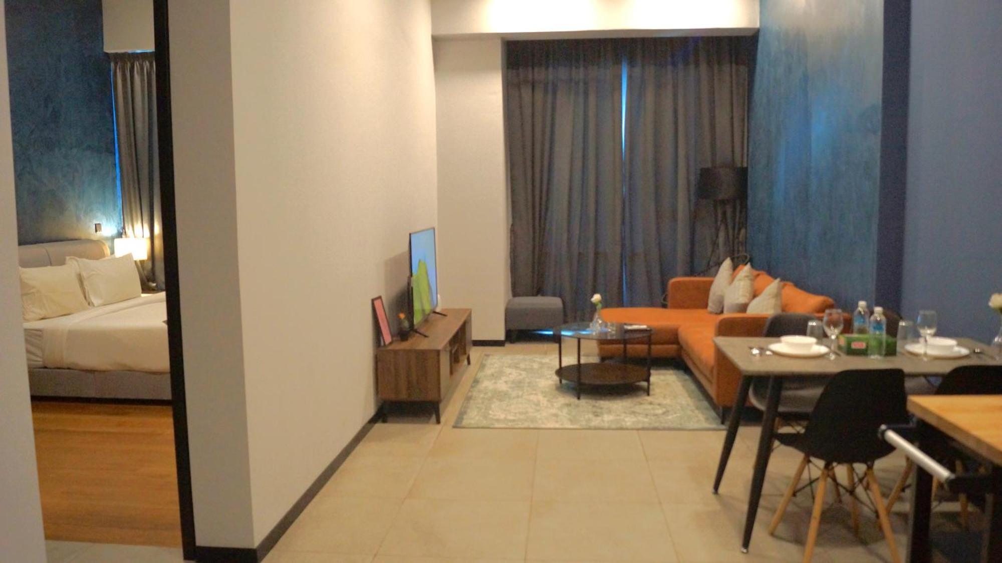 Astra At Opus Residences Куала-Лумпур Экстерьер фото
